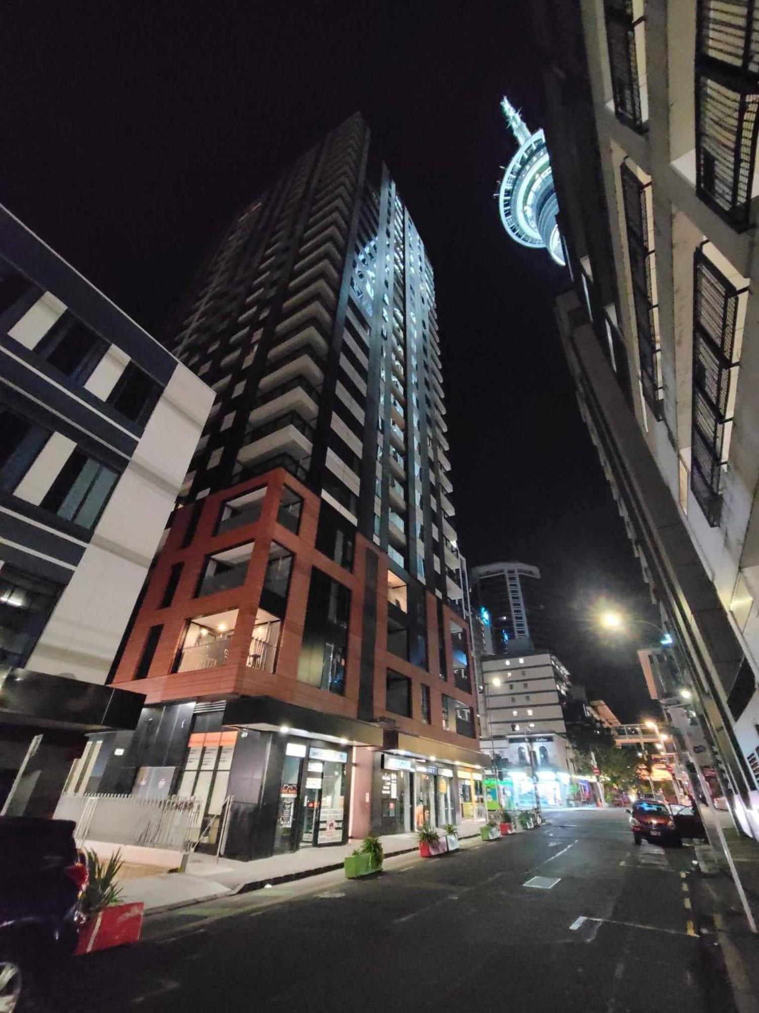 Sky Tower Just Next Door Lejlighed Auckland Eksteriør billede